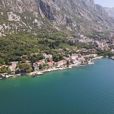 Montenegro Apartments - Private Beach Котор Экстерьер фото