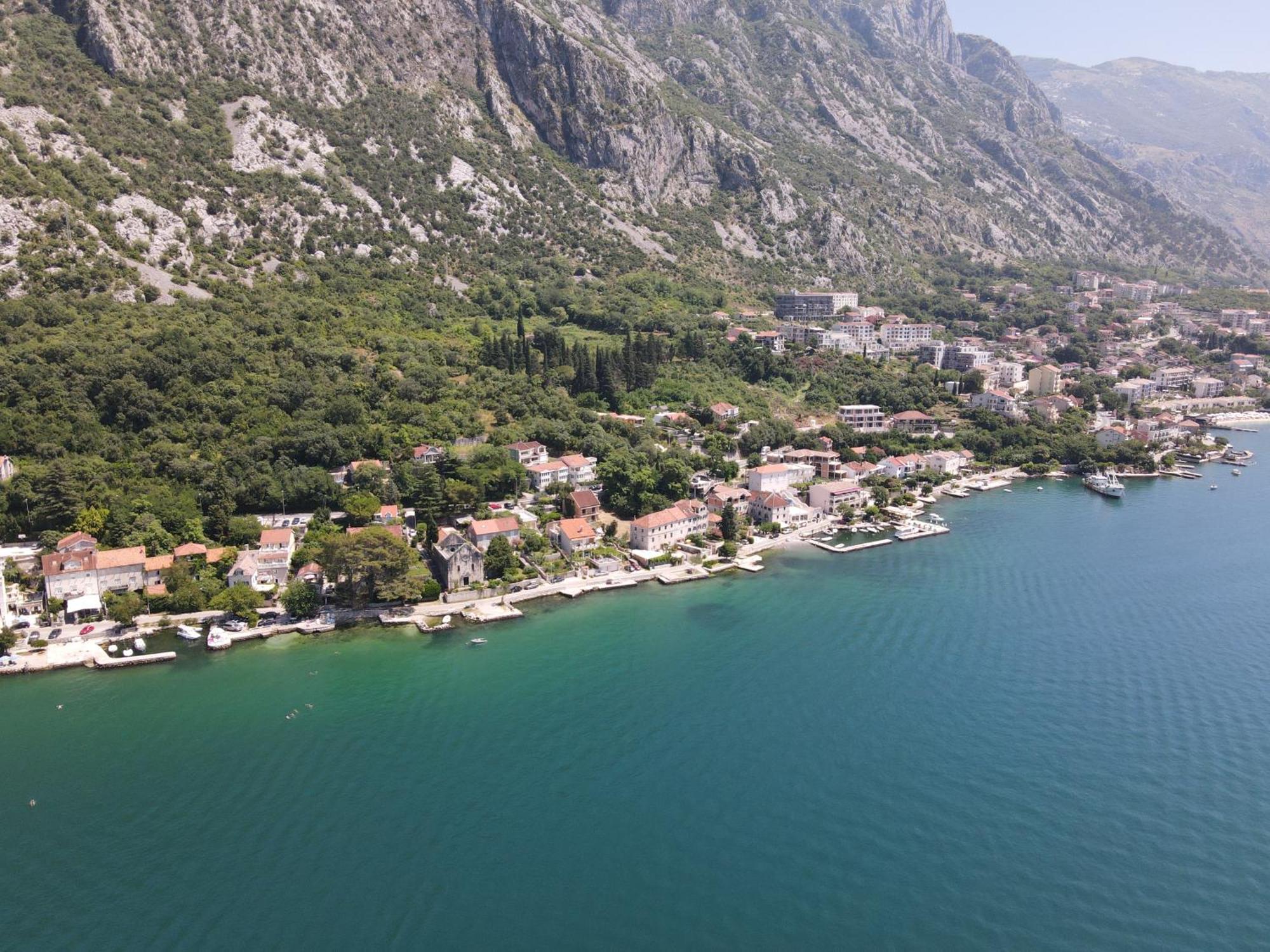 Montenegro Apartments - Private Beach Котор Экстерьер фото